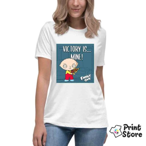 Ženska bela majica sa motivima animirane serije Family Guy. Victory is mine!